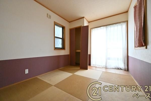 3SLDK Detached House for Sale in Kashiwara, Osaka - Thumbnail 3
