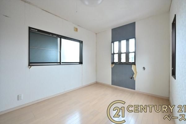 3SLDK Detached House for Sale in Kashiwara, Osaka - Thumbnail 4