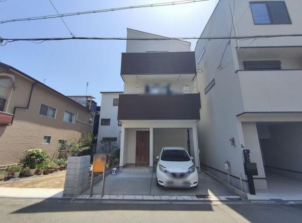 4LDK House for Sale in Konohana-ku, Osaka, 111.78 sqm - Thumbnail 2