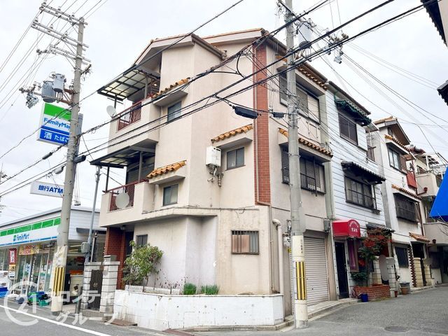 2LDK House for Sale in Nishiyodogawa-ku, Osaka | 85.68 sqm - Thumbnail 3