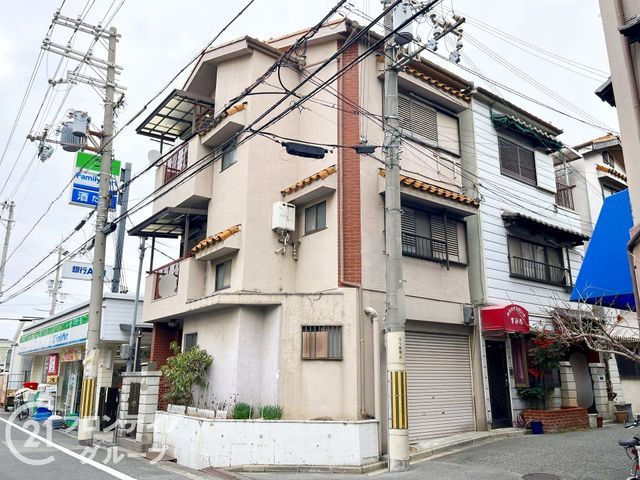 2LDK House for Sale in Nishiyodogawa-ku, Osaka | 85.68 sqm - Thumbnail 4