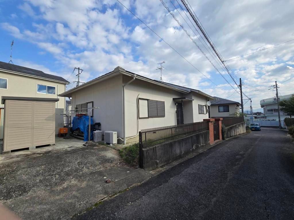 4DK Detached House for Sale in Katsuragi, Nara - 83.22 sqm - Thumbnail 2