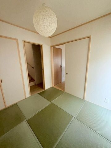 4LDK Detached House for Sale in Kishiwada, Osaka - 2015 Build - Thumbnail 4