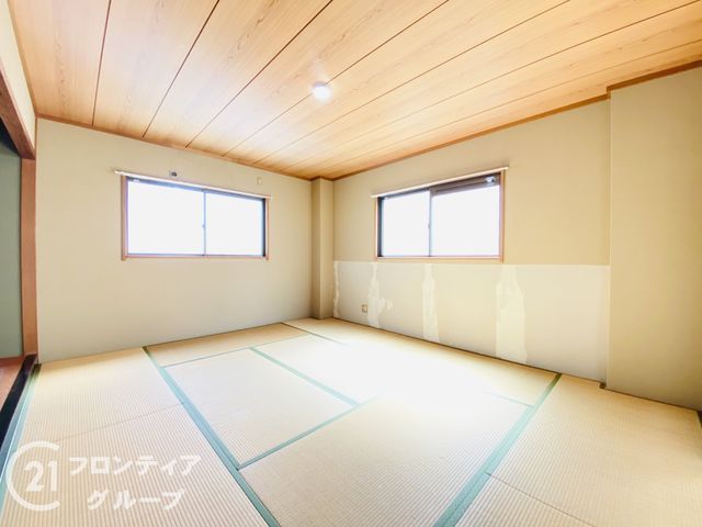 3LDK Steel House for Sale in Higashiyodogawa, Osaka - Thumbnail 3