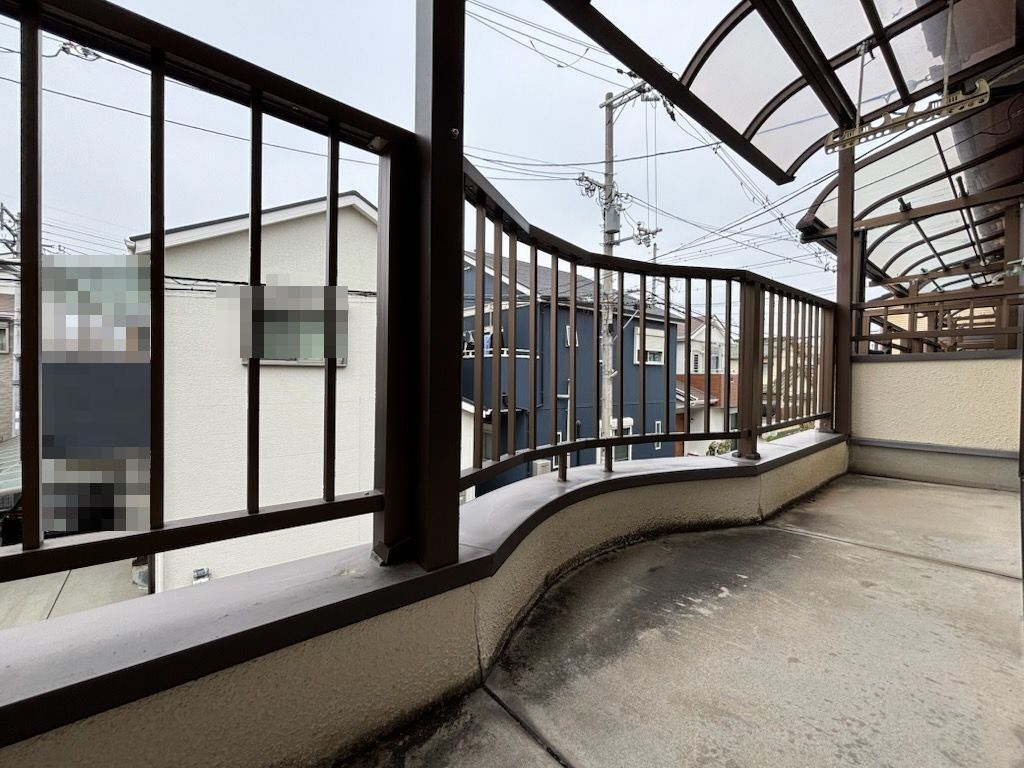 3LDK Wooden House for Sale Near Onji Station, Yao, Osaka - Thumbnail 4