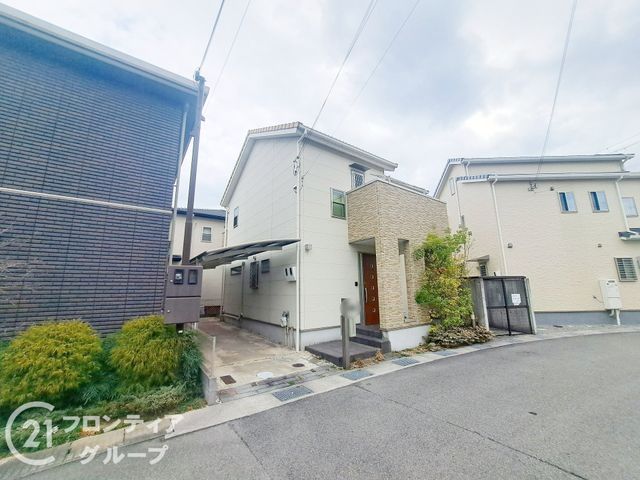 Modern 3LDK House with Solar Power in Himeji, Hyogo - Thumbnail 2