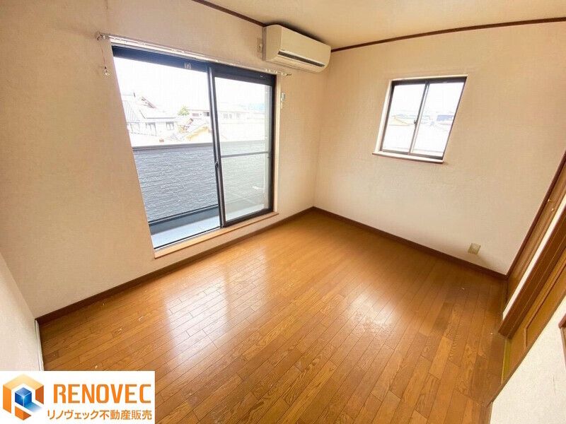 3SLDK Family House with Study & Parking in Sakai, Osaka - Thumbnail 2