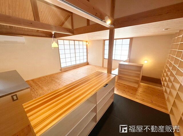 Modern 2LDK House with Hinoki Wood & Wooden Deck in Harima Town - Image 1