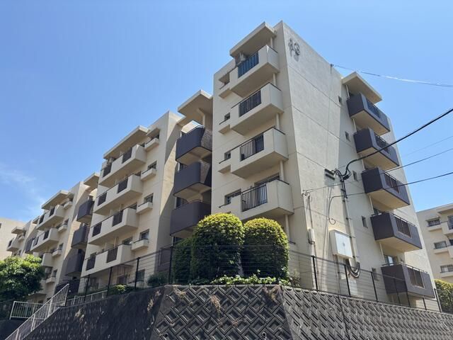 2-Story Apartment Building in Kokura Minami-ku, Kitakyushu - Thumbnail 2