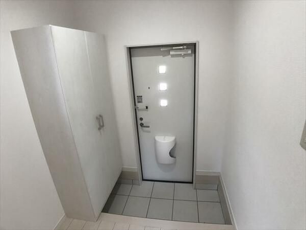 3LDK Detached House for Rent in Mimata, Miyazaki - Thumbnail 3