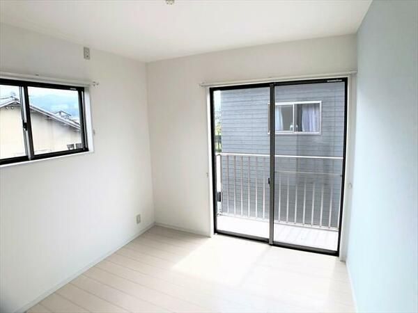 3LDK Detached House for Rent in Mimata, Miyazaki - Thumbnail 4