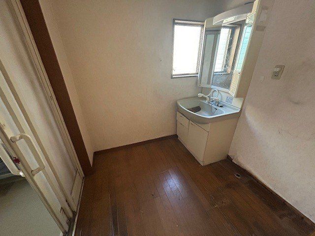 8DK House in Miki City with Shop Space - 11.8M Yen - Thumbnail 4