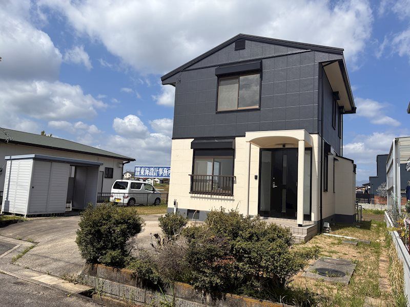 2SLDK Detached House for Sale in Suzuka, Mie - 82.54 sqm - Thumbnail 2