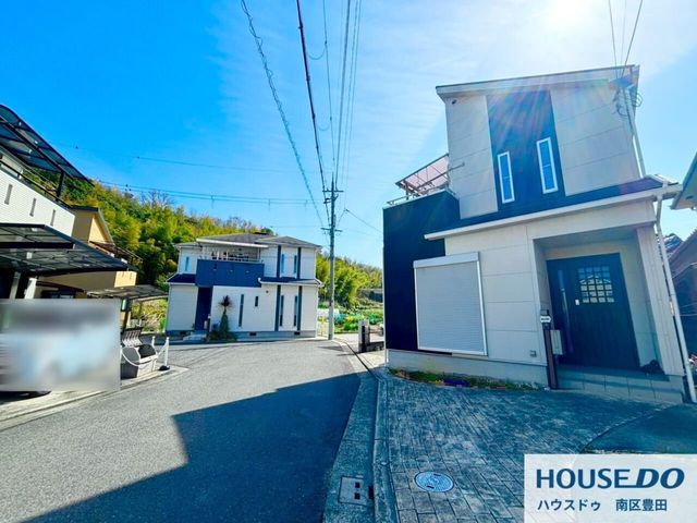 4LDK Detached House for Sale in Sakai Minami Ward, Osaka - Thumbnail 2