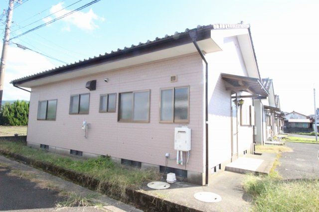 3LDK Rental House in Mimata, Miyazaki - 57.95 sqm - Thumbnail 3