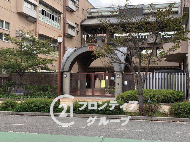 Renovated 2DK House for Sale in Kobe Suma Ward, Hyogo - Thumbnail 2