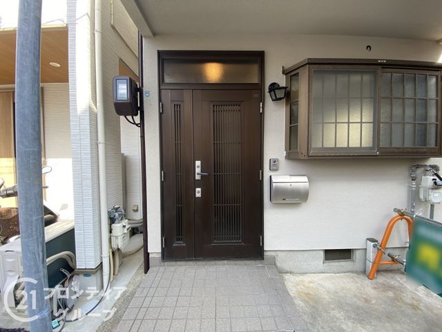 Renovated 2DK House for Sale in Kobe Suma Ward, Hyogo - Thumbnail 3