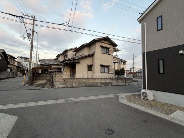 4DK Corner Lot House for Sale in Himeji, Hyogo - Thumbnail 2