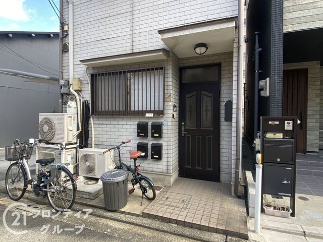 5LDK Family House for Sale near Ayanocho Station, Sakai, Osaka - Thumbnail 2