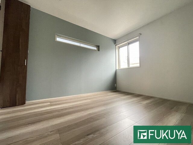 2SLDK Detached House for Sale in Hirakata, Osaka – 89.01m² - Thumbnail 3