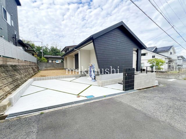 New Build House in Kawachinagano Osaka with Panasonic Technostructure - Thumbnail 2