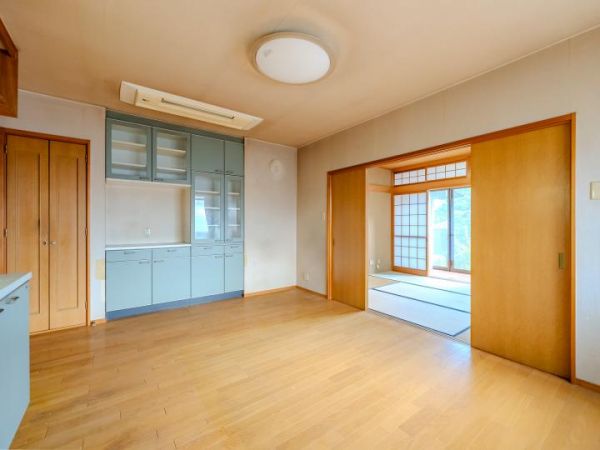 3SLDK Detached House for Sale in Yao, Osaka - 9 Min Walk to Kōyasu Station - Thumbnail 3