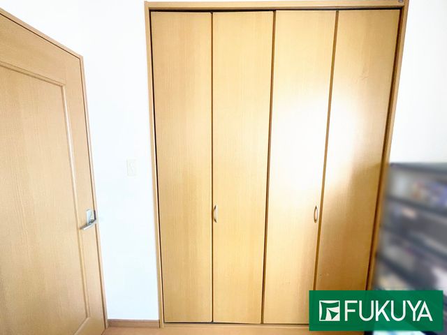 4LDK Detached House for Sale in Higashiosaka, Osaka - Thumbnail 3