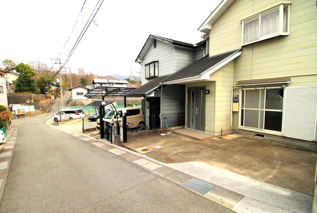 Vacant 4DK House in Kawanishi, Hyogo - 749万 yen - Thumbnail 2