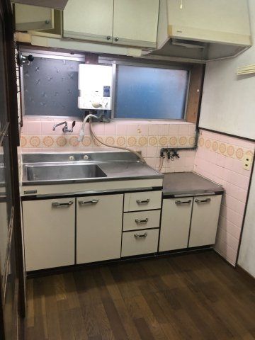 4DK Resale House for Sale in Tsurumachi, Taisho Ward, Osaka - Thumbnail 4