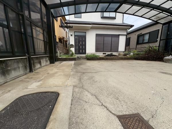 4LDK Detached House for Sale in Wakayama City - Thumbnail 2