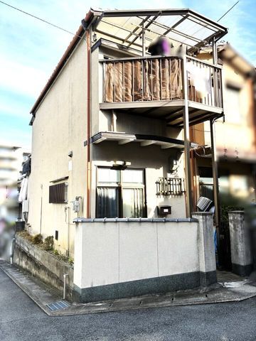 2LDK Wooden House for Sale in Fushimi-ku, Kyoto - Thumbnail 3