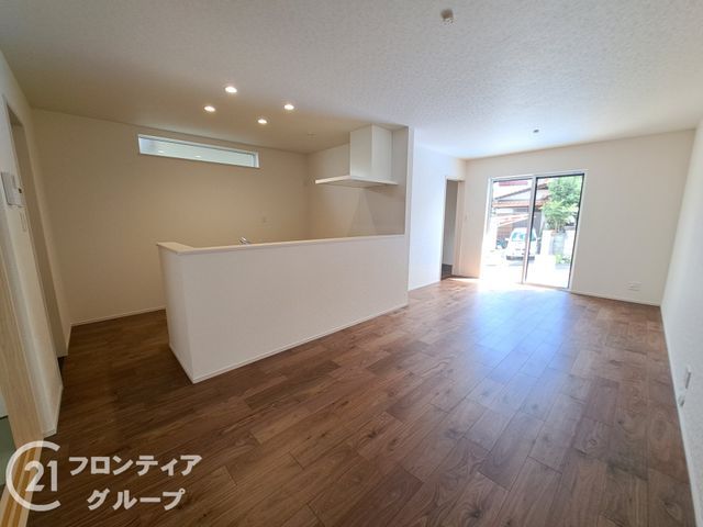 New 4LDK House for Sale in Sakai Mihara Ward, Osaka - Thumbnail 4