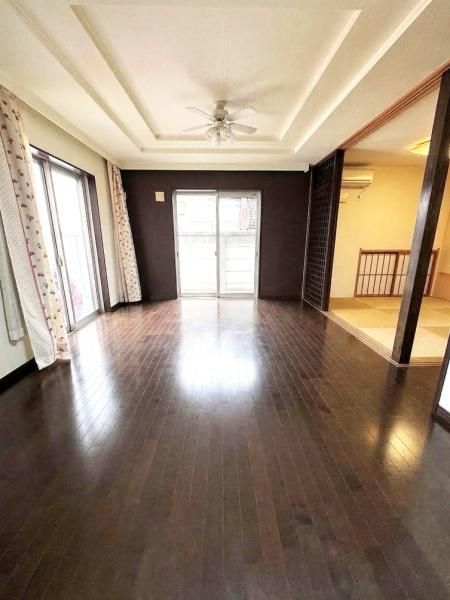 Stylish 4LDK House for Sale in Izumiotsu, Osaka - Thumbnail 3