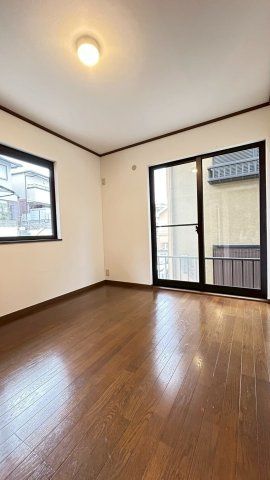 3LDK House for Sale in Takarazuka, Hyogo - 65.80 sqm - Thumbnail 3