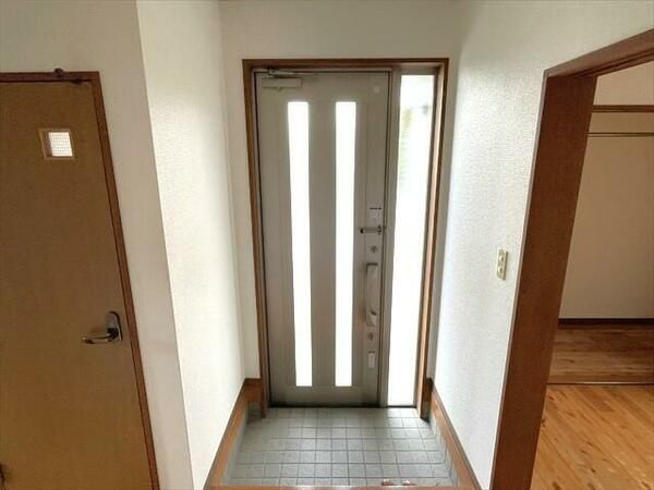 3LDK Rental House in Mimata-cho, Miyazaki 71.60 sqm - Thumbnail 3