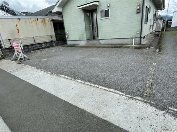 3LDK Rental House in Mimata-cho, Miyazaki 71.60 sqm - Thumbnail 2