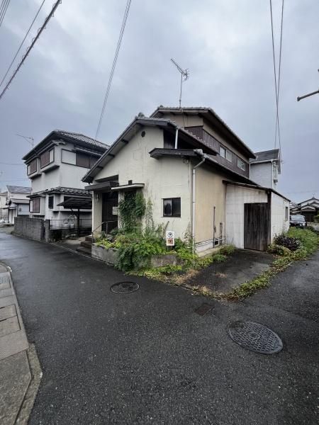 4DK Detached House for Sale in Himeji, Hyogo - 113.14 sqm - Thumbnail 2