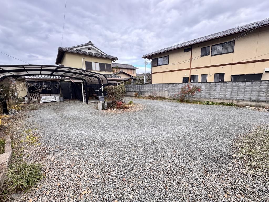 7DK House for Sale in Nantan City, Kyoto - 140.46 sqm - Thumbnail 2