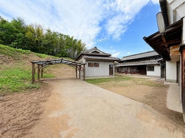 8SLDK Traditional House in Kashihara, Nara - 196.58 sqm - Thumbnail 2