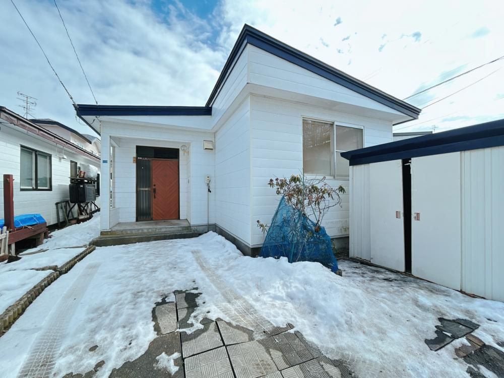 Renovated 3LDK House in Kushiro, Hokkaido | 1249万 Yen - Thumbnail 2