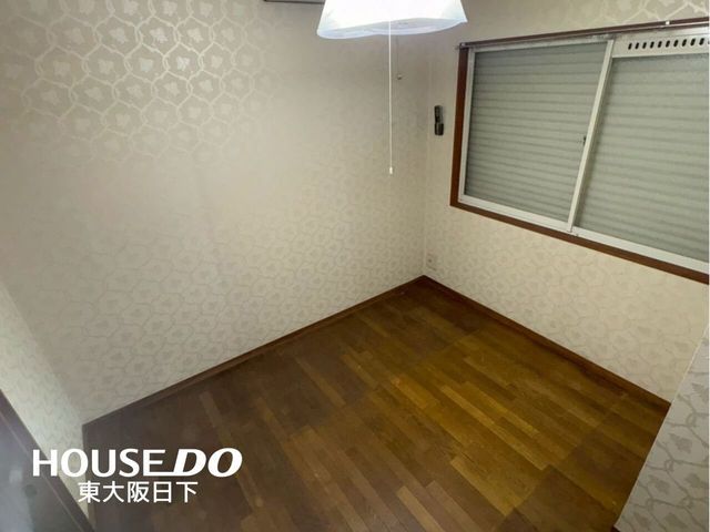 Compact 4DK House in Matsubara City, Osaka for Sale - Thumbnail 2