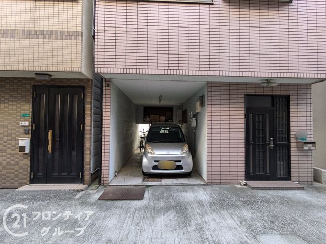 2DK Wooden House for Sale in Hirano Ward, Osaka - Thumbnail 2