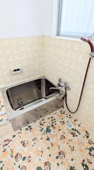 3K Wooden House for Sale in Neyagawa, Osaka - 3980000 Yen - Thumbnail 4