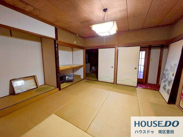 5LDK Detached House for Sale in Sakai, Osaka with Large Garden - Thumbnail 3