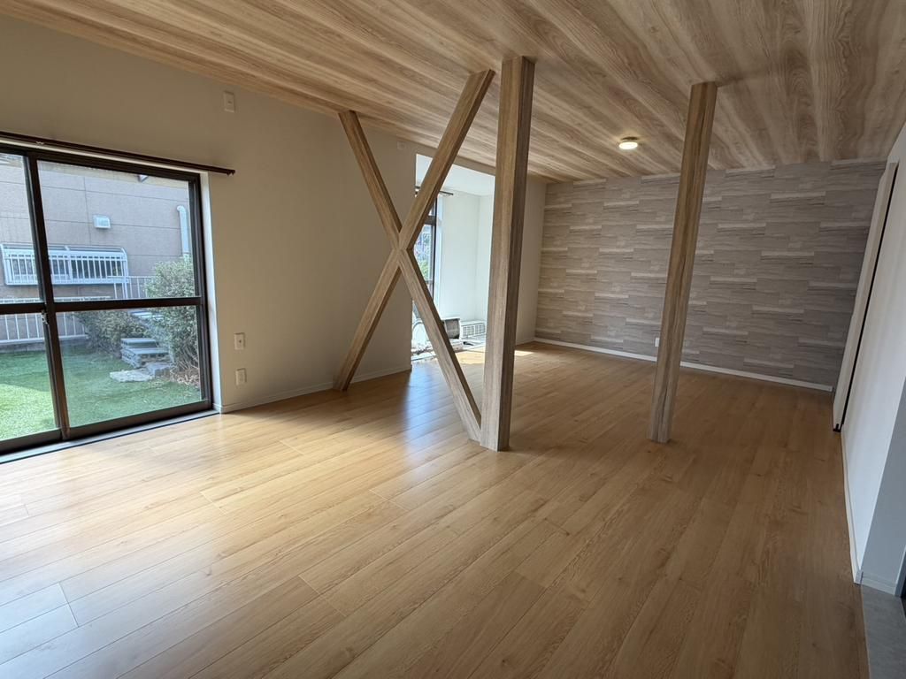 Renovated 3LDK House with Garage in Kinokawa City - Thumbnail 4