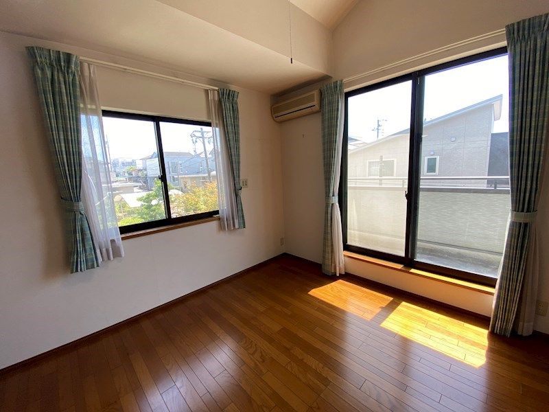 6SDK House for Sale in Tsu City, Mie – 227 sqm - Thumbnail 3