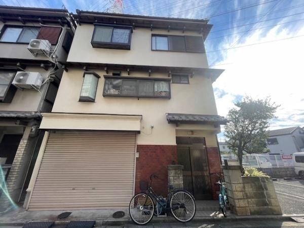 4DK Detached House for Sale in Kadoma City, Osaka - Thumbnail 2