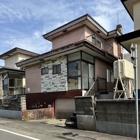 4LDK Detached House for Sale in Tomakomai, Hokkaido - Thumbnail 2