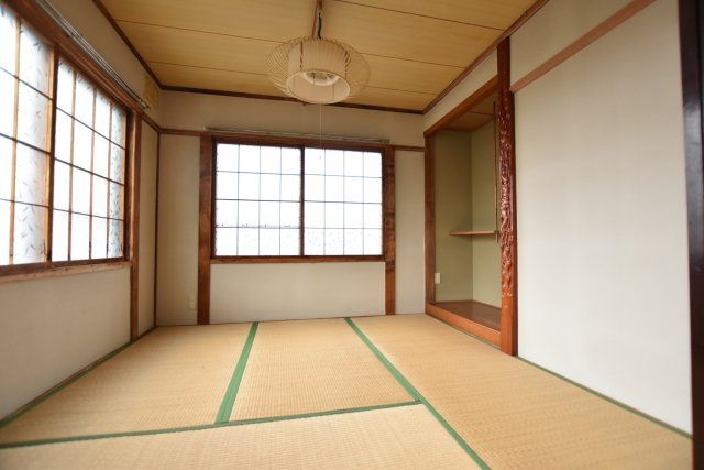 4LDK Family House with Indoor Parking in Otaru, Hokkaido - Thumbnail 4
