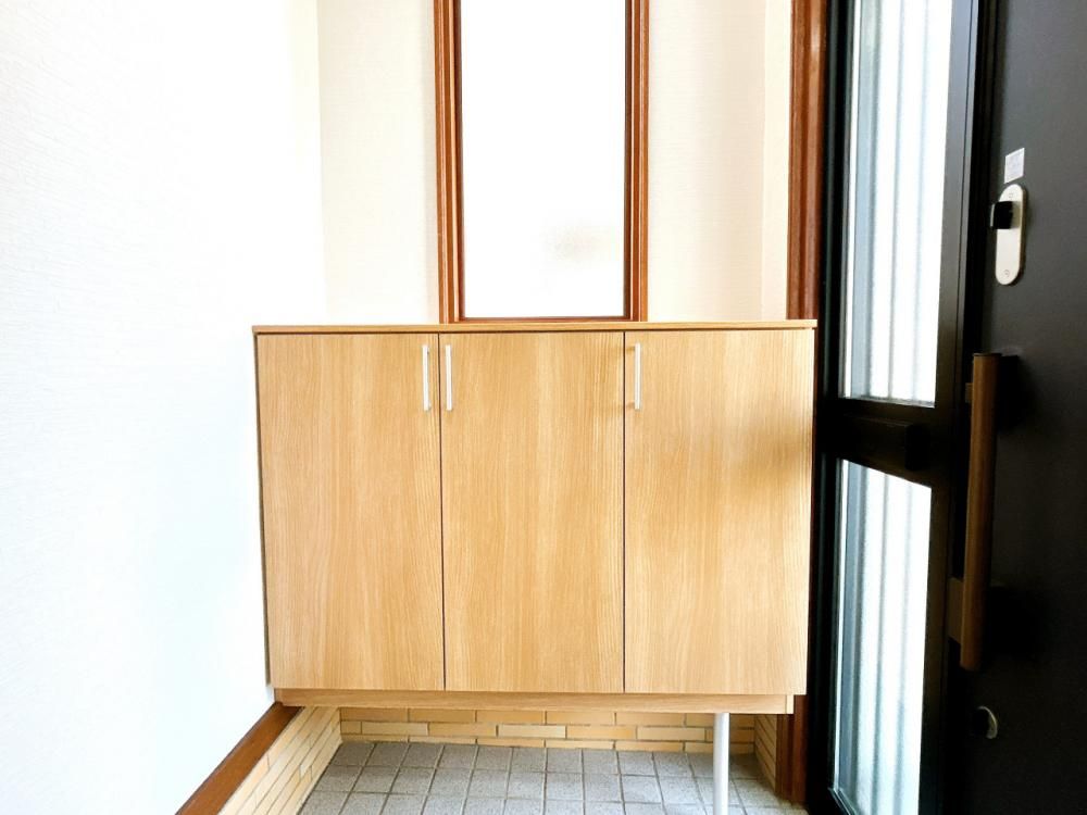 Renovated 4LDK House in Kushiro Hokkaido with Parking - Thumbnail 2